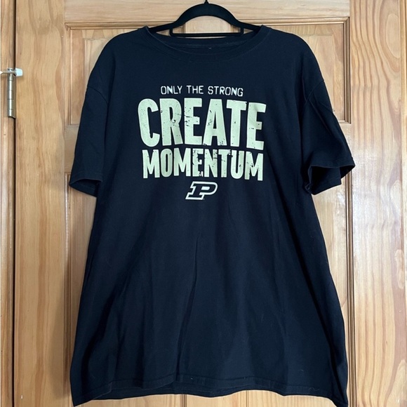 Purdue 3 t-shirt bundle (men’s/women’s) size XL. - Picture 8 of 10